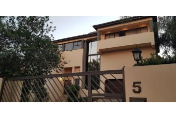 COPPERSTONE House Guest house, Centurion - 1