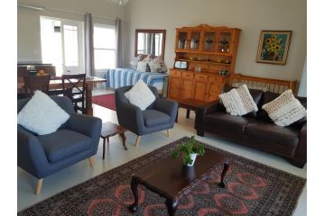 Coral Tree Apartment, Hermanus - 2