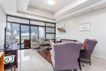 Cosy 2-Bedroom Apartment with Table Mountain Views Apartment, Cape Town - 2