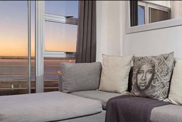 Blouberg Beachfront Apartment The Bay 202 Apartment, Cape Town - 4