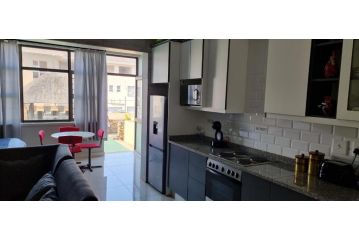 Cosy 1 Bedroom flat Uvongo Beach Apartment, Margate - 1