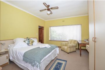 Cosy House Guest house, Yzerfontein - 1