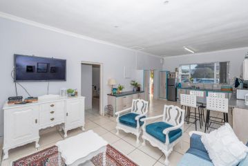 Country @ Sea Apartment, Langebaan - 1