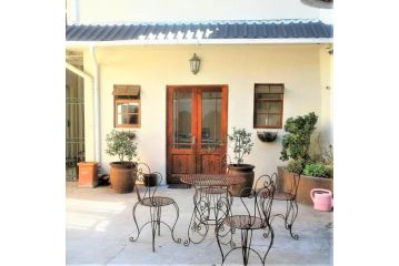 Courtyard Cottage Guest house, Cape Town - 2