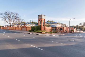 Courtyard Hotel Rosebank Hotel, Johannesburg - 2