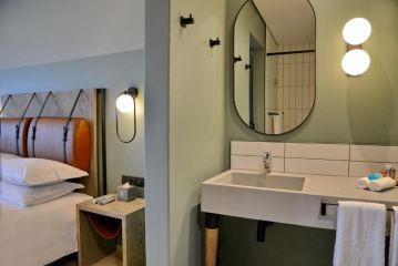 Courtyard Hotel Waterfall City Hotel, Midrand - 5