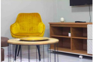 Cozy 1 bedroom apartment with free wi-fi Apartment, Johannesburg - 1