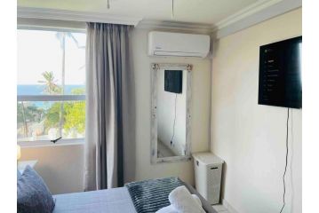 Cozy, 2 bedroom beachfront apartment Apartment, Ballito - 3