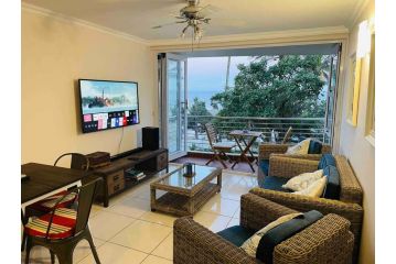 Cozy, 2 bedroom beachfront apartment Apartment, Ballito - 1