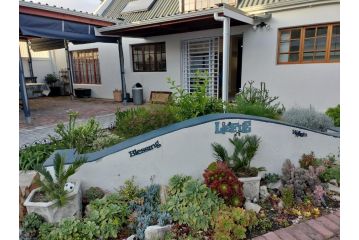 6 bedroom house and cottage Apartment, Hermanus - 3