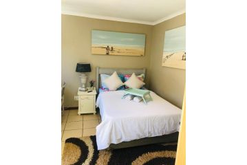 Cozy guest suite with private access Apartment, Roodepoort - 2