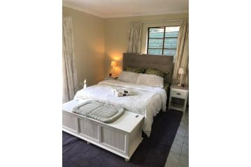 Cozy One bedroom garden cottage Apartment, Roodepoort - 2