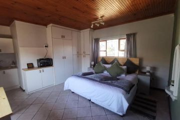 Cozy, peaceful garden cottage Apartment, Cape Town - 2