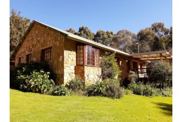 Crane Cottage Farm stay, Dullstroom - 2