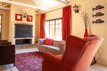 Crimson Cottage Apartment, Dullstroom - 4