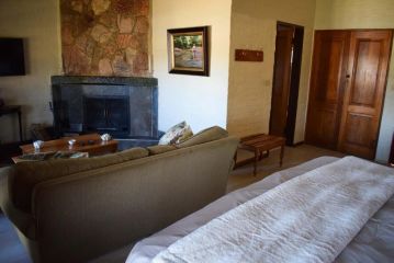Critchley Hackle Lodge - Lakeside 10 & 7 Hotel, Dullstroom - 4