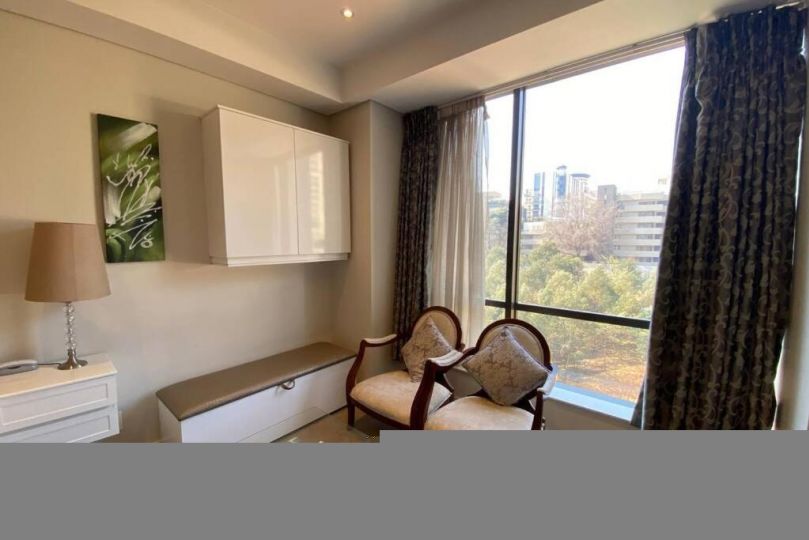 Danteâ€™s Sandton Skye Apartment, Johannesburg - imaginea 12