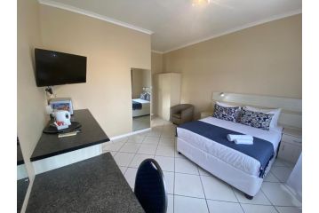 Singatha Guesthouse Guest house, Durban - 5