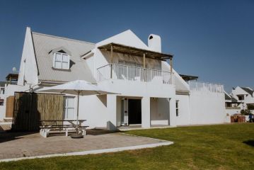 De Nada Apartment, Paternoster - 1