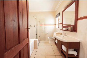 Noordhoek Village Hotel, Noordhoek - 3