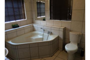 De Oude Herberg Guest house, Centurion - 5