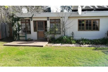 De Oude Schuur Apartment, Stellenbosch - 3