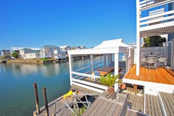 Delightful Luxury Beach House Guest house, Knysna - 3