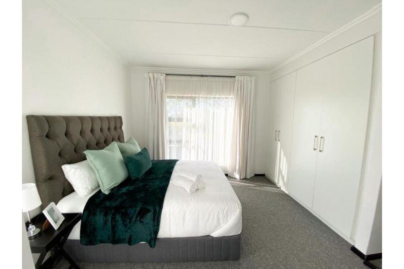 Deluxe Apartments Apartment, Sandton - imaginea 13