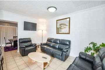 Derek's Place Apartment, Yzerfontein - 4