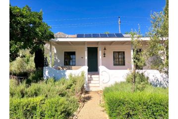 Designer Farm Cottage on Farm Guest house, Franschhoek - 3