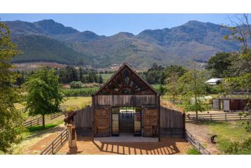 Designer Farm Cottage on Farm Guest house, Franschhoek - 1