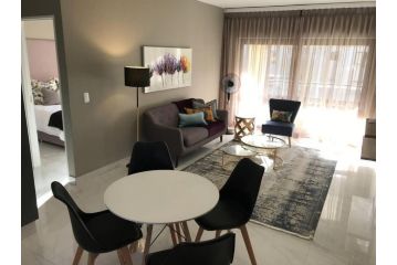 Via Arrezio Daisy Str Sandton Apartment, Johannesburg - 1