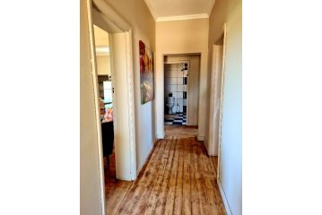 Die Blouhuis Farmhouse Retreat Guest house, Cloeteskraal - 4