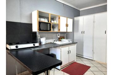 Die Gastehuis Room 8 Guest house, Klerksdorp - 5