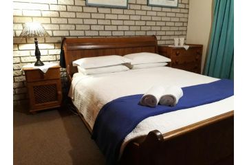 Die Plasie on-suite rooms Guest house, Hartbeespoort - 1