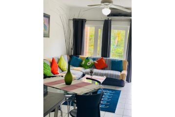 Direct Access to the Beach Apartment, Port Edward - 5