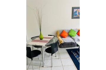Direct Access to the Beach Apartment, Port Edward - 4
