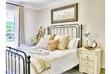 dk villas 4 Riverview, Hout Bay Apartment, Hout Bay - 1