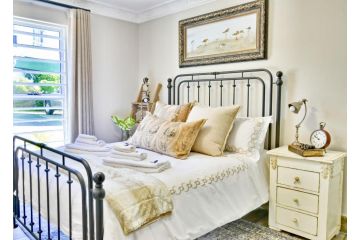 dk villas 4 Riverview, Hout Bay Apartment, Hout Bay - 3