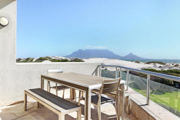 Dolphin Beach E5 by HostAgents Apartment, Bloubergstrand - 2