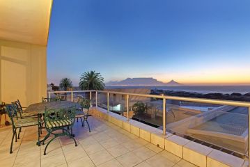 Dolphin Beach H108 by HostAgents Apartment, Bloubergstrand - 5