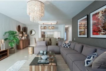 Dolphin Beach Luxury Apartment by STADTGOLD Apartment, Cape Town - 2