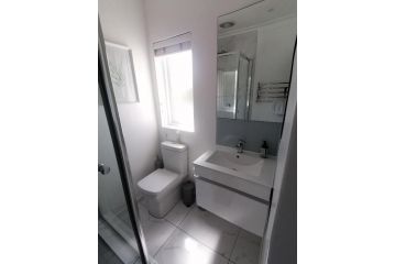 Dolphin Nook exclusive apartment Apartment, Port Elizabeth - 4