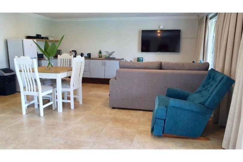 Dolphin's Guesthouse Umhlanga Guest house, Durban - imaginea 14