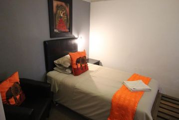 Donkin Country House Guest house, Beaufort West - 3