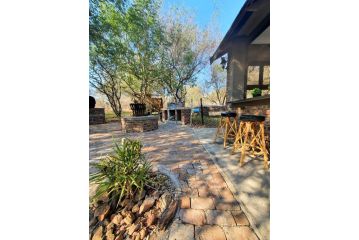 Doringpoort Lodge Hotel, Marloth Park - 3