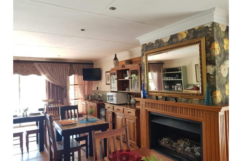 Dormio Manor Guest Lodge Guest house, Secunda - imaginea 5