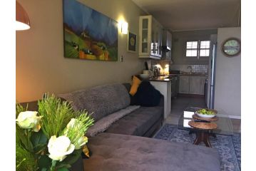 Dorp Street Apartment, Stellenbosch - 3