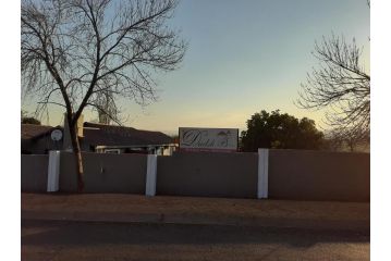Dudsk Bed and breakfast, Newcastle - 3
