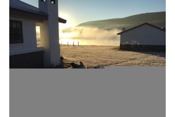 Dullstroom on the Dam Chalet, Dullstroom - 2